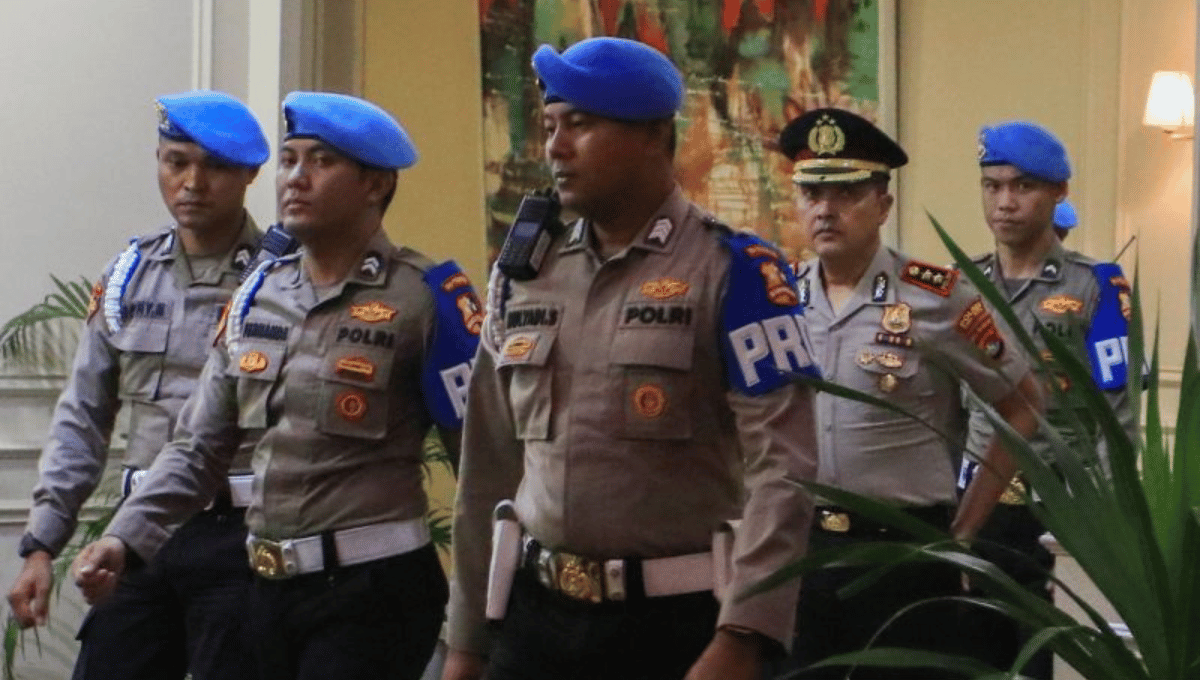 Anggota Polisi Menerima Suap dari Bandar Narkoba 10 Juta dalam Seminggu: Kasus Viral dan Dampaknya